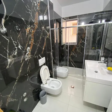 Apartment E *